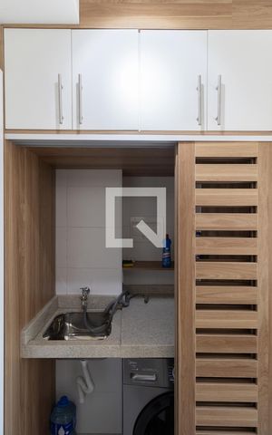 Apartamento à venda com 32m², 2 quartos e sem vaga Apartamento à venda com 32m², 2 quartos e sem vagaCozinha e Área de Serviço