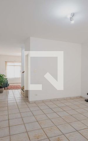 Casa à venda com 300m², 4 quartos e 6 vagasSala de Jantar