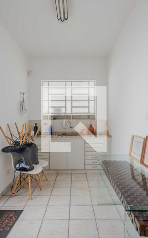 Casa à venda com 300m², 4 quartos e 6 vagasCozinha 2