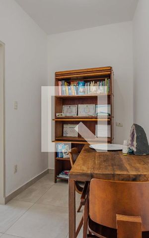 Casa à venda com 300m², 4 quartos e 6 vagasEdícula/Sala 2