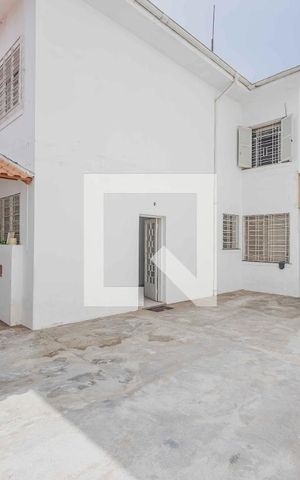 Casa à venda com 300m², 4 quartos e 6 vagasQuintal