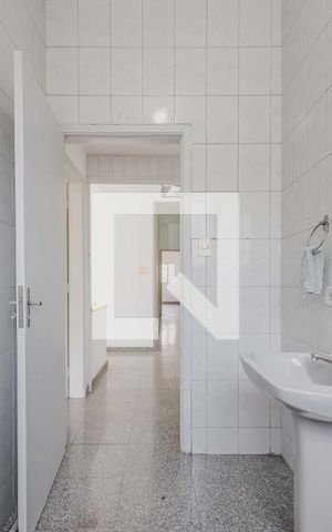 Casa à venda com 300m², 4 quartos e 6 vagasBanheiro