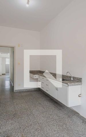 Casa à venda com 300m², 4 quartos e 6 vagasCozinha 1