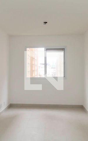 Apartamento à venda com 40m², 2 quartos e sem vaga Apartamento à venda com 40m², 2 quartos e sem vagaSala