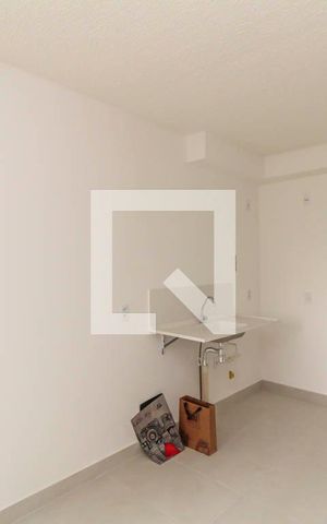 Apartamento à venda com 40m², 2 quartos e sem vaga Apartamento à venda com 40m², 2 quartos e sem vagaSala/Cozinha