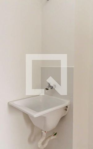 Apartamento à venda com 40m², 2 quartos e sem vaga Apartamento à venda com 40m², 2 quartos e sem vagaÁrea de Serviço
