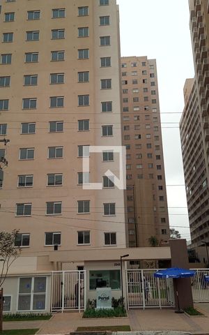 Apartamento à venda com 40m², 2 quartos e sem vaga Apartamento à venda com 40m², 2 quartos e sem vagaFachada