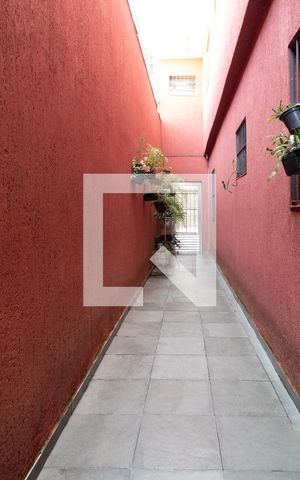 Casa à venda com 200m², 2 quartos e 2 vagasQuintal