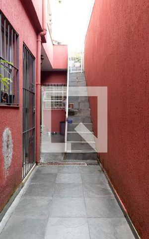 Casa à venda com 200m², 2 quartos e 2 vagasQuintal