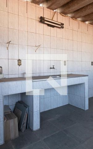 Casa à venda com 200m², 2 quartos e 2 vagasChurrasqueira