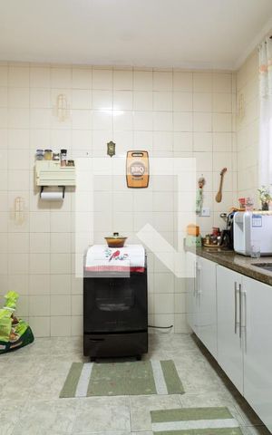 Casa à venda com 200m², 2 quartos e 2 vagasCozinha
