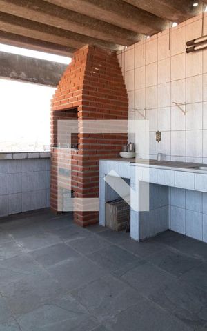 Casa à venda com 200m², 2 quartos e 2 vagasChurrasqueira