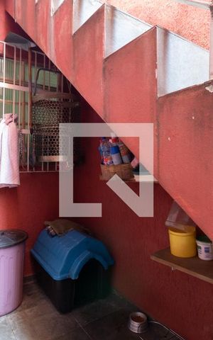 Casa à venda com 200m², 2 quartos e 2 vagasQuintal