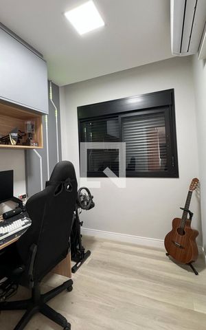 Apartamento à venda com 87m², 2 quartos e 2 vagasEscritório