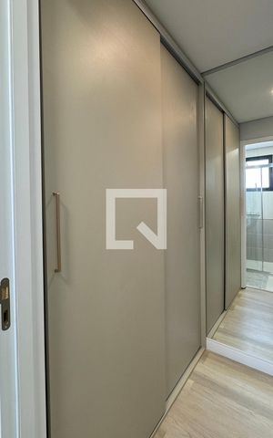 Apartamento à venda com 87m², 2 quartos e 2 vagasCloset da suíte 2