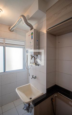 Apartamento à venda com 46m², 2 quartos e 1 vaga Apartamento à venda com 46m², 2 quartos e 1 vagaÁrea de Serviço