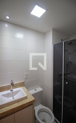 Apartamento à venda com 46m², 2 quartos e 1 vaga Apartamento à venda com 46m², 2 quartos e 1 vagaBanheiro