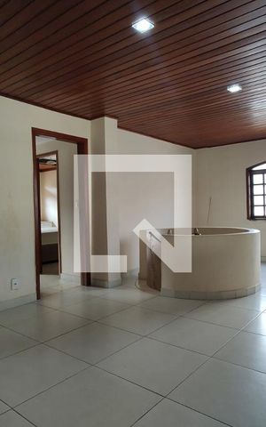 Casa à venda com 380m², 4 quartos e 2 vagas Casa à venda com 380m², 4 quartos e 2 vagasSala 3