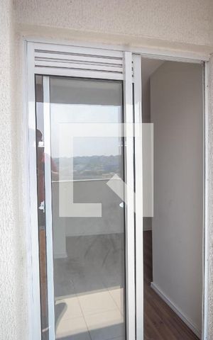Apartamento à venda com 31m², 2 quartos e sem vaga Apartamento à venda com 31m², 2 quartos e sem vagaVaranda