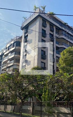 Apartamento à venda com 138m², 3 quartos e 1 vaga Apartamento à venda com 138m², 3 quartos e 1 vagaFachada