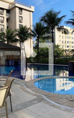Apartamento à venda com 138m², 3 quartos e 1 vaga Apartamento à venda com 138m², 3 quartos e 1 vagaÁrea comum - Piscina