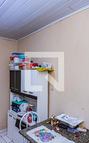 Casa à venda com 300m², 6 quartos e sem vaga Casa à venda com 300m², 6 quartos e sem vagaCozinha