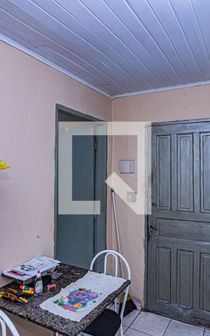 Casa à venda com 300m², 6 quartos e sem vaga Casa à venda com 300m², 6 quartos e sem vagaCozinha
