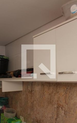 Casa à venda com 150m², 2 quartos e 1 vagaÁrea de serviço 