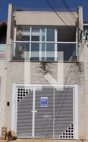 Casa à venda com 150m², 2 quartos e 1 vagaFachada