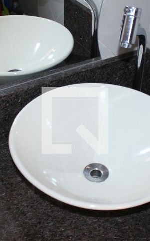 Casa à venda com 150m², 2 quartos e 1 vagaBanheiro 4