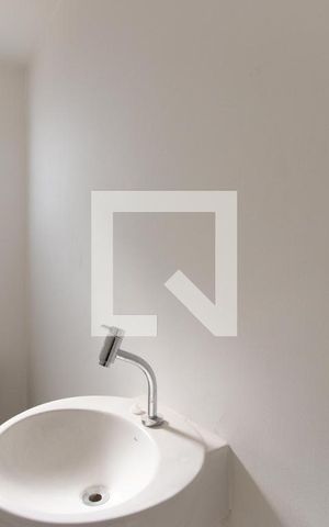 Apartamento à venda com 100m², 2 quartos e 3 vagas Apartamento à venda com 100m², 2 quartos e 3 vagasLavabo