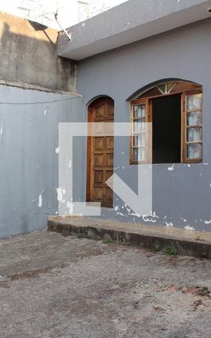 Casa à venda com 150m², 3 quartos e 2 vagasGaragem
