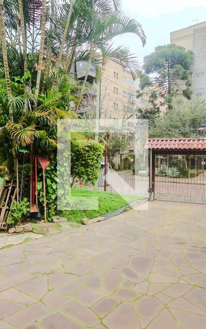 Casa à venda com 120m², 3 quartos e 2 vagas Casa à venda com 120m², 3 quartos e 2 vagasPátio