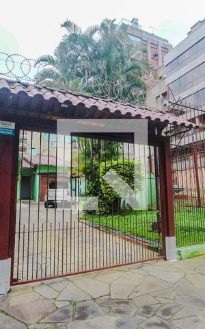 Casa à venda com 120m², 3 quartos e 2 vagas Casa à venda com 120m², 3 quartos e 2 vagasFachada
