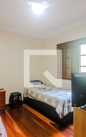 Casa à venda com 120m², 3 quartos e 2 vagas Casa à venda com 120m², 3 quartos e 2 vagasQuarto 2