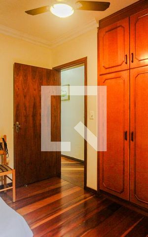 Casa à venda com 120m², 3 quartos e 2 vagas Casa à venda com 120m², 3 quartos e 2 vagasQuarto 3