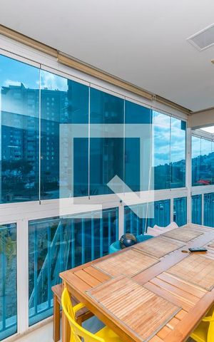 Apartamento à venda com 88m², 3 quartos e 2 vagas Apartamento à venda com 88m², 3 quartos e 2 vagasVaranda da Sala