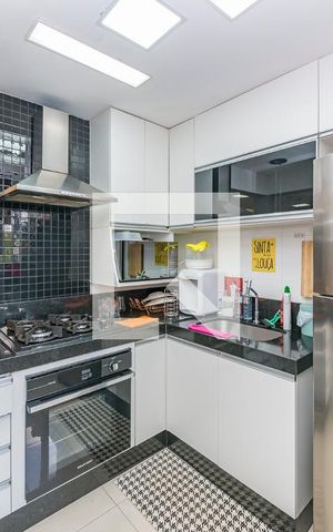 Apartamento à venda com 88m², 3 quartos e 2 vagas Apartamento à venda com 88m², 3 quartos e 2 vagasCozinha