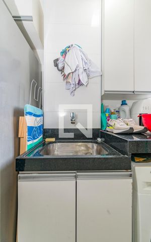Apartamento à venda com 88m², 3 quartos e 2 vagas Apartamento à venda com 88m², 3 quartos e 2 vagasÁrea de Serviço