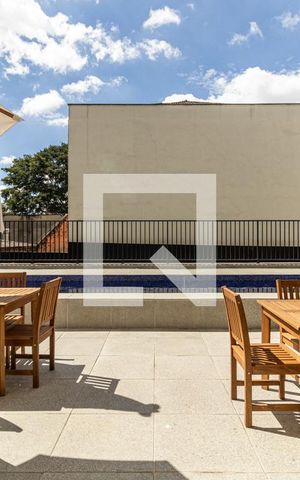 Studio à venda com 30m², 1 quarto e 1 vagaPiscina
