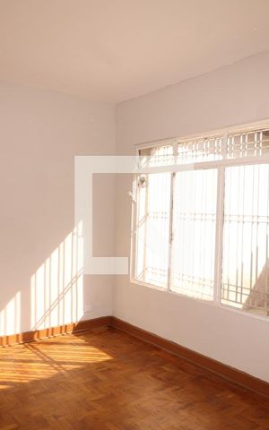 Casa para alugar com 150m², 2 quartos e 3 vagasSala