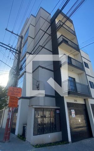 Apartamento para alugar com 46m², 2 quartos e 1 vaga Apartamento para alugar com 46m², 2 quartos e 1 vagaFachada