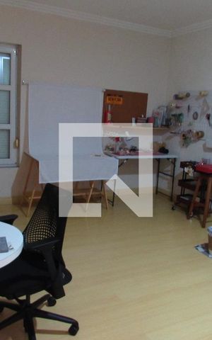 Casa à venda com 700m², 4 quartos e 6 vagasSuíte 2