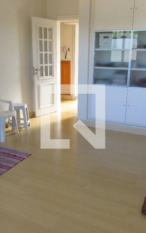 Casa à venda com 700m², 4 quartos e 6 vagasQuarto 