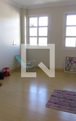 Casa à venda com 700m², 4 quartos e 6 vagasQuarto 