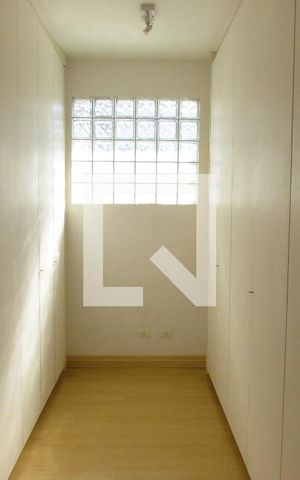 Casa à venda com 700m², 4 quartos e 6 vagasCloset da suíte 1