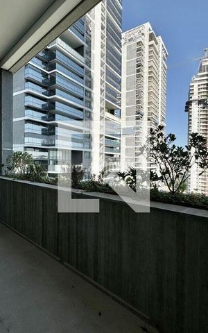 Apartamento à venda com 330m², 4 quartos e 5 vagas
