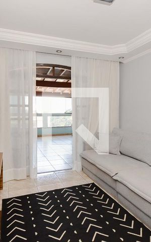 Casa à venda com 195m², 3 quartos e 2 vagas Casa à venda com 195m², 3 quartos e 2 vagasSala