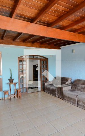 Casa à venda com 195m², 3 quartos e 2 vagas Casa à venda com 195m², 3 quartos e 2 vagasVaranda da Sala