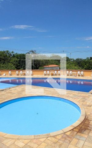 Apartamento para alugar com 55m², 2 quartos e 1 vaga Apartamento para alugar com 55m², 2 quartos e 1 vagaÁrea comum - Piscina